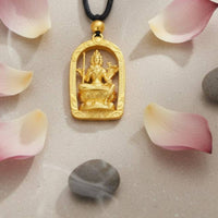 Arched Deity Neckpiece Chunky Golden-Hued Neckpiece Necklace Tarnish Resistant