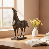 Horse Figurine with Hardened Resin Horse Figurine Weathered Decor for Home Stylists, Office