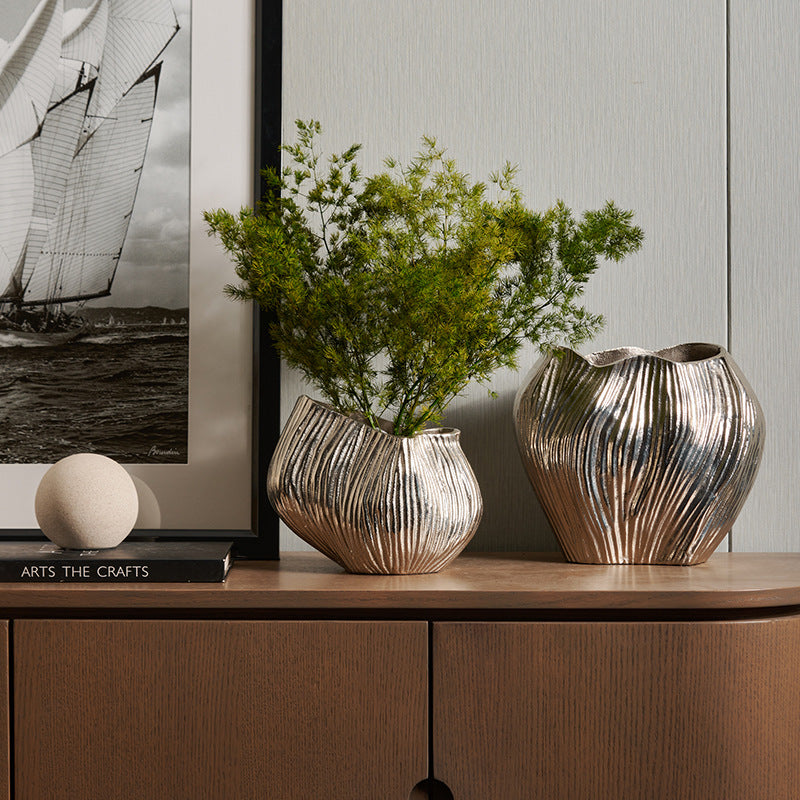 Imported Aluminum Silver Abstract Flower Bud Vase Decor for Home and Hotel