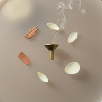 Polished Finish Backflow Incense Cone Holder Compact Design Metal Cone Burner Stand Easy to Clean Home Fragrance Accessory Alloy Material for DIY Enthusiasts