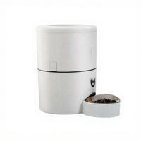 App-controlled pet feeder, timed meals