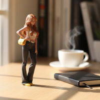 1/18 Scale Figure Detailed Miniature with Shoulder Bag Compact Collectible Figure for Collectors, Diorama, Desktop Display, Collector Shelf