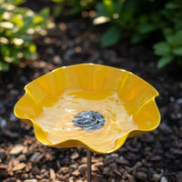 Bee Pollinator Water Feeder Decorative Metal Flower Bird Feeder Easy to Install