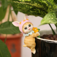 Flower Pot Feline Ornament Hand-Painted Resin Feline Pot Ornament for Outdoor