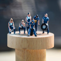 6 Pieces 1/64 Technician Figure Set Scene Display Scene Setting People Realistic