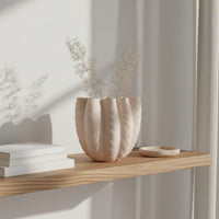 Wave Vase French Retro Style Decorative Flower Vase Presentable Home Decor Item for Showroom
