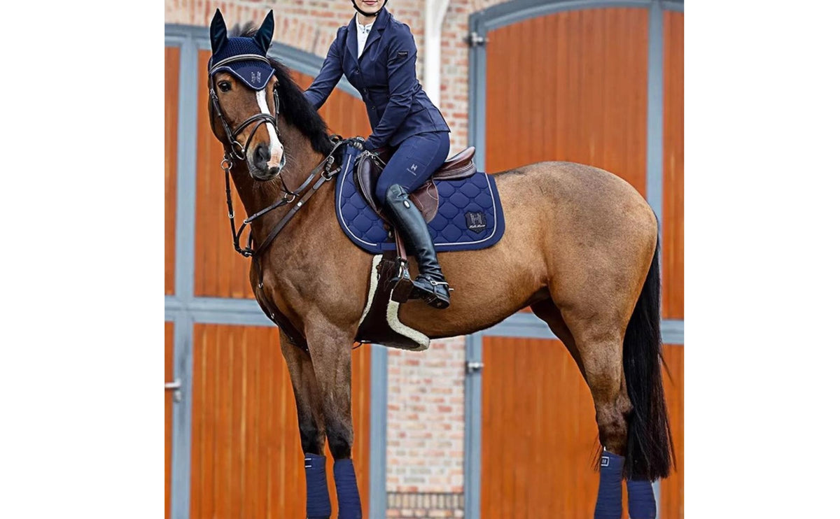 Saddle Pad with Piping Padded Quilted Saddle Pad Shock Absorbing Numnah for Equestrians, Horse Riding