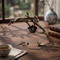 Metal Fruit Bowl with Handle Open Design Decorative Centerpiece Bowl Stylish Fruit Basket with Handle for Dining Table