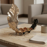 Abstract Leaf Fruit Bowl Glazed Finish Decorative Nut Bowl Easy to Clean Home Decor Item for Reception Area