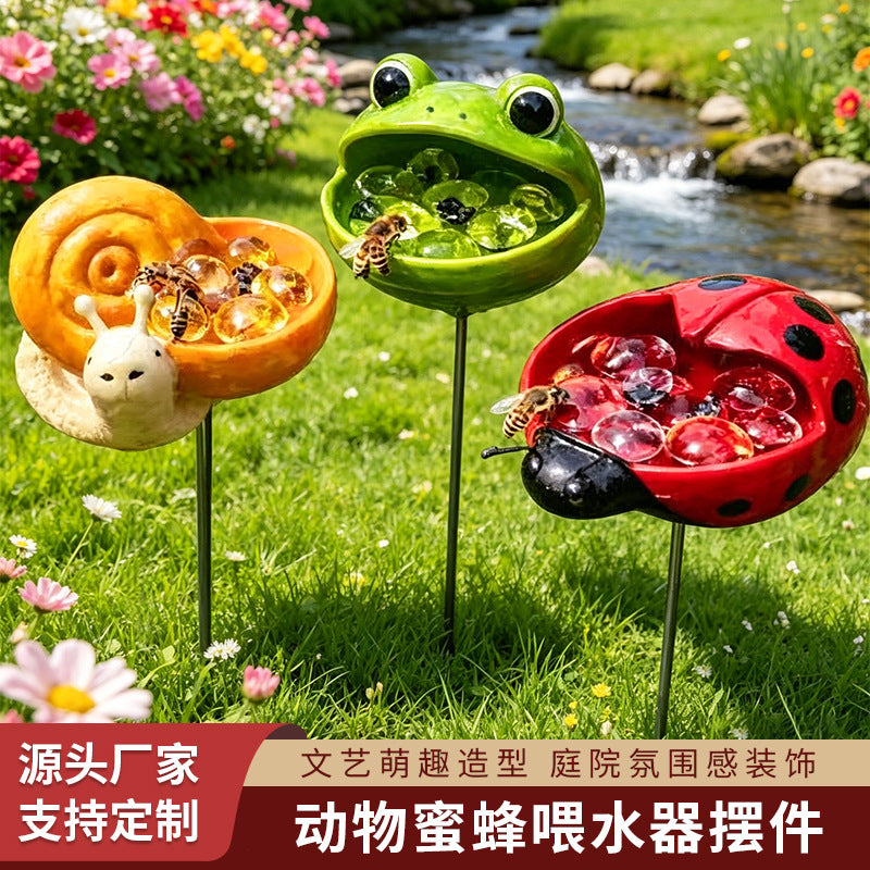 Animal-Shaped Bee Waterer Resin Craft Garden Decoration