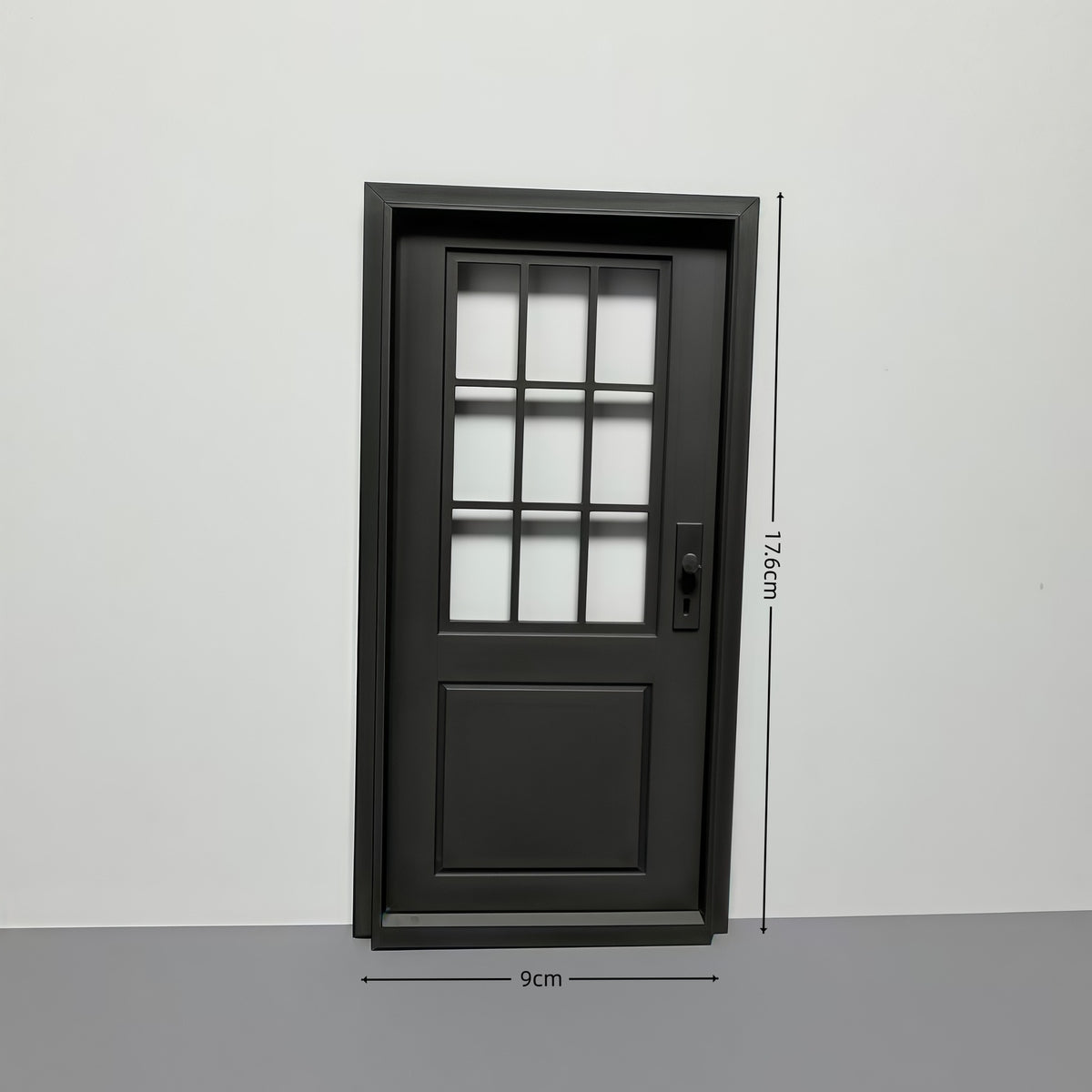 Black / Hollow Door