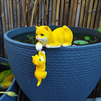 2 Pieces Mother Feline Kitten Statue Realistic Look Feline Hanging Ornament
