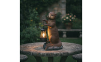 Outdoor Otter Figurine with Lantern Resin Otter Statue with Lantern Weather-Resistant Solar Garden Statue Waterproof for Gardeners, Nature Lovers, Patio, Flower Bed, Walkway