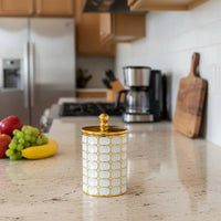 Lidded Kitchen Container Dustproof Plastic Pantry Jar Elegant Design for Desktop