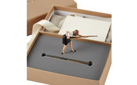 Miniature Billiard Player Figure Fine Intricacy 1:64 Resin Scene Setting Figure