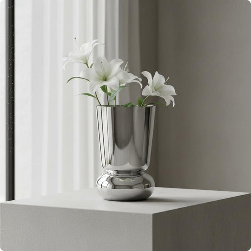 Mirrored Prize Vase Decorative Room Ornament Modern for Sales Office
