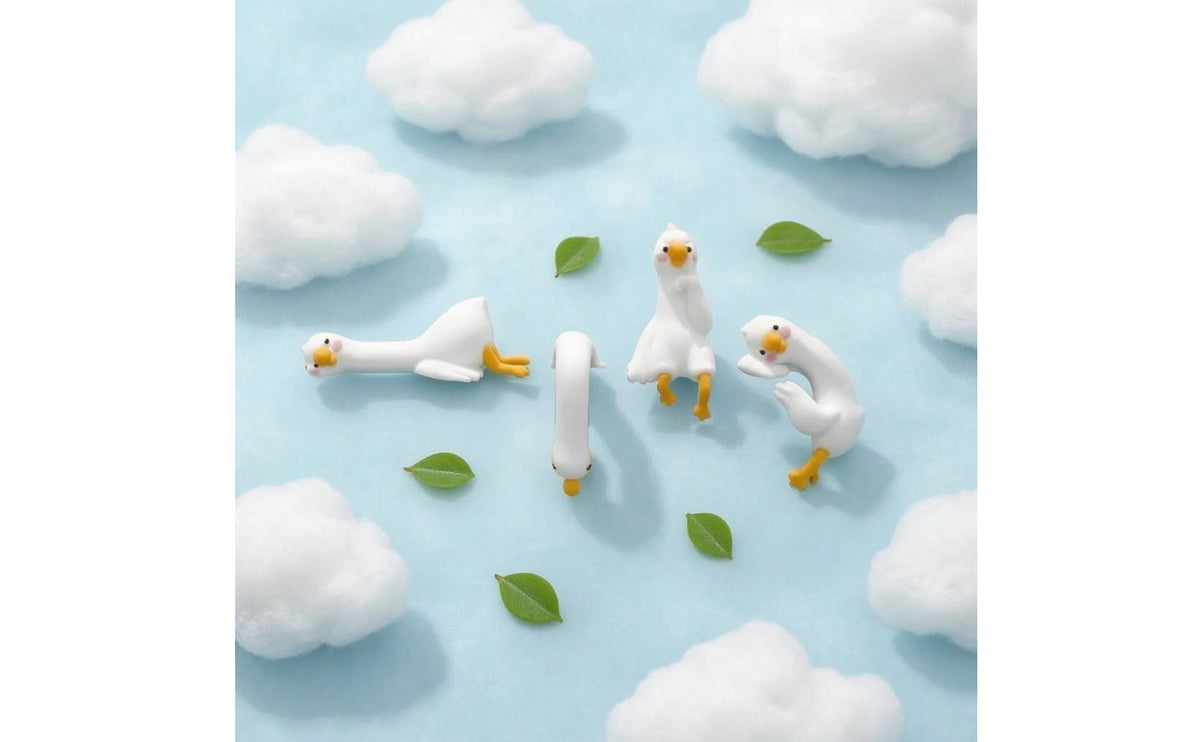 4 Pieces Cute Duck Dashboard Decoration Cartoon Duck Dashboard Decor Playful Screen Perch Figures Compact for Drivers, Commuters, Office Desk