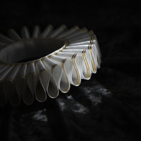 Elizabethan Neck Ruff Theatrical Historical Ruffle Gold-Edged Ruffled for Actors, Cosplayers, Theater, Cosplay, Photoshoots