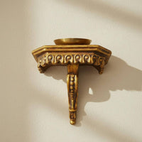 European Resin Wall Bracket Embossed Details Carved Wall Bracket for Entryway
