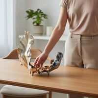 Abstract Leaf Fruit Bowl Glazed Finish Decorative Nut Bowl Easy to Clean Home Decor Item for Reception Area