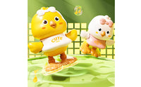 Interactive Wind-up Chick with Bow Novelty Wind-up Chick Toy Cute Jumping Chicken Portable for Toddlers, Party Favors