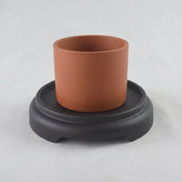 Plant Trays and Drip Tray for Outdoor Plants, Resin Plant Saucers with Raised Feet, Heavy Duty Pot Saucer for Household Gardening Areas
