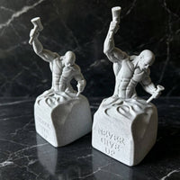 2 Pieces Muscular Male Figurine Sculptural Statue Speckled for Desktop Display