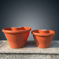 Plant Pots and Flower Pots for a Hanging Plant, Half Round Flower Box for Railings, One-Piece Molded Fence Planters, Water-Saving Country Style