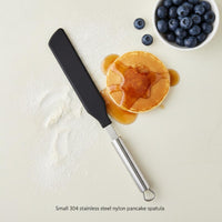 2 Pieces Nylon Head Stainless Steel Crepe Scraper Long-Lasting T-Shaped Batter Spreader Easy to Clean for Home Cooks, Beginners