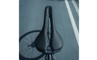 Streamlined Honeycomb Cycle Saddle Ventilated 3D Printed Bike Saddle Breathable Cycling Seat Lightweight for Cyclists, Riders, Road Biking
