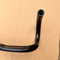 Black Road Bike Drop Handlebar Matte Finish 31.8 Mm Drop Handlebar Single-Piece Round Tube