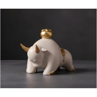 Feng Shui Wealth Statue Light Luxury Design Resin Good Luck Ornament for Office