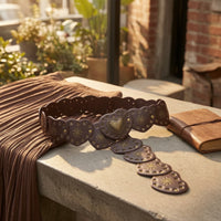 Leather Belt with Hearts Vintage-Inspired Heart Chain Belt Gold-Tone Decorative for Women, Parties, Festivals