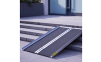 Anti-Slip Surface Foldable Aluminum Ramp Rustproof Mobility Aid CE Certified for Stairs, Doorways