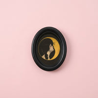 Photo Frame with Vintage Gothic Design for Family Pictures, Lightweight PVC Material Small Picture Ornate Oval Mum Gift