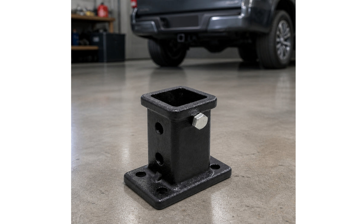 Trailer Hitch Connector Sleeve Square Connector Sleeve with Hex Bolt Black Hitch Adapter for Hobbyists, Mechanics, Towing, Workshop