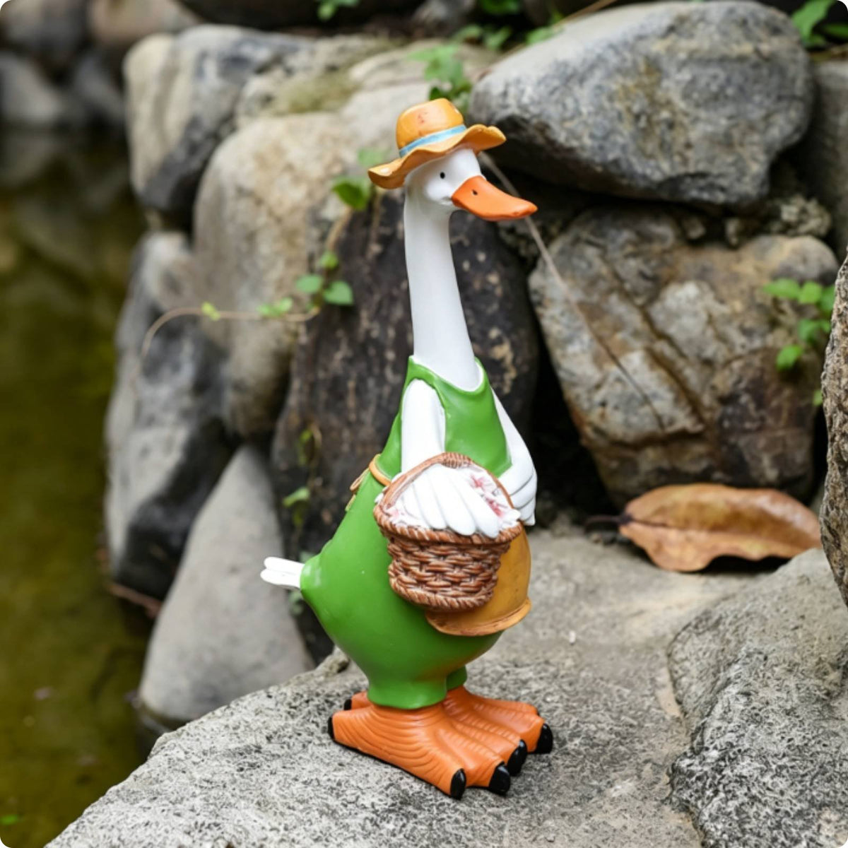 Resin Duck Figurine Easy to Place Long-Neck Duck Figurine Weather-Resistant