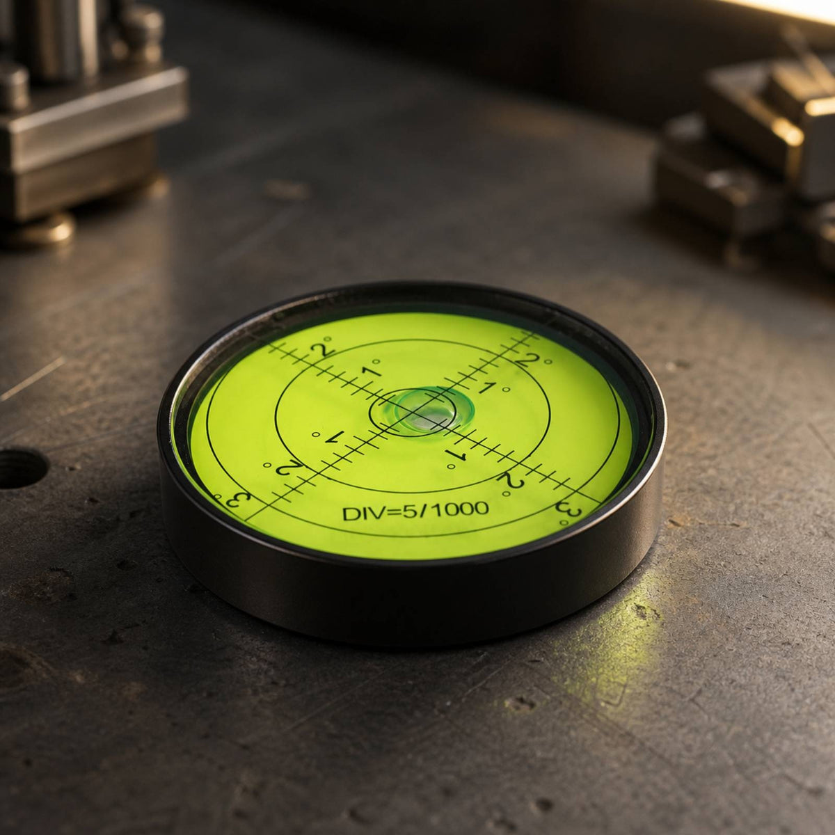 Bubble Level with Degree Markings High-Precision Circular Spirit Level Metal for Machinery Setup