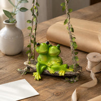 Frog Swing Ornament Green Frogs Resin Frog Swing Foliage Vine Wrap for Courtyard
