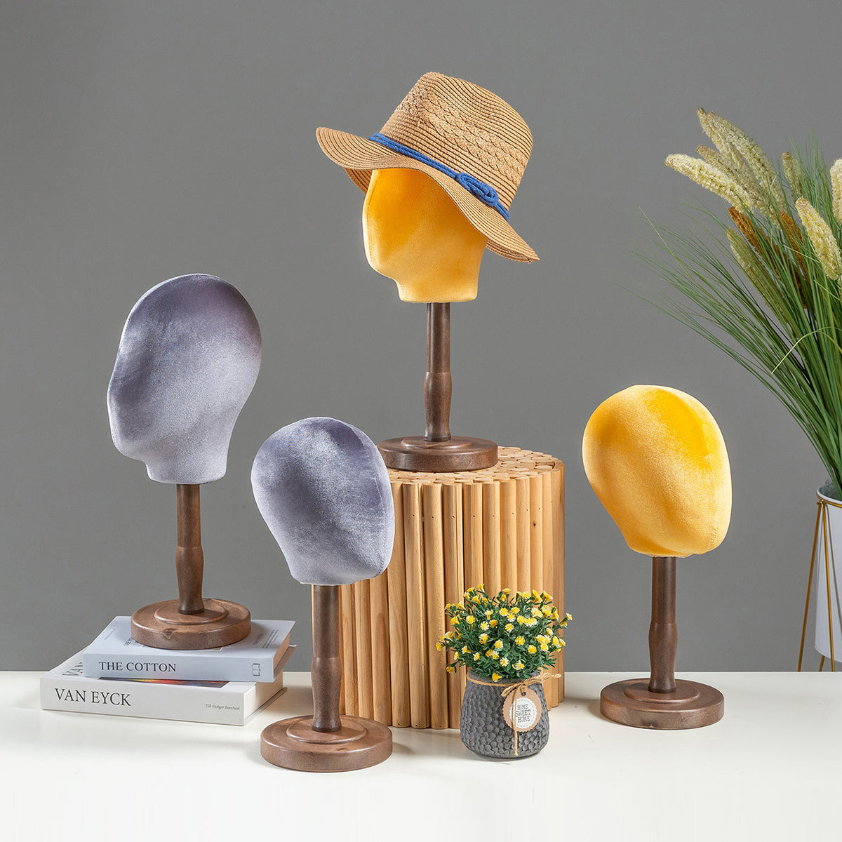 Plastic Hat Display Stand for Store Window Decoration