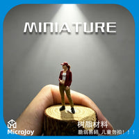 1/64微缩仿真人偶模型树脂涂装成品小人休闲长裤女玩具立体摆件