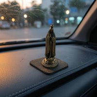 Tabletop Antique Metal Figurine Embossed Detailing Robed Figurine Small Ornate Base Statue for Desk, Office, Car