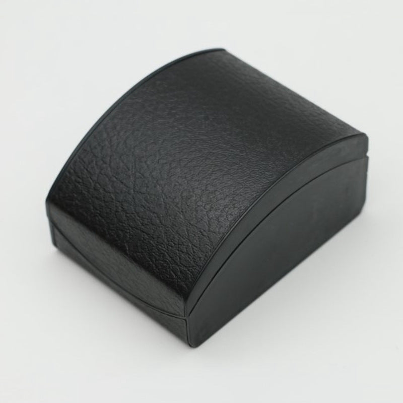 Black 105x8x58cm