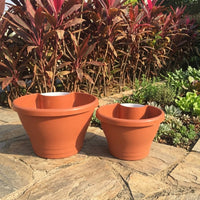 Plant Pots and Flower Pots for a Hanging Plant, Half Round Flower Box for Railings, One-Piece Molded Fence Planters, Water-Saving Country Style