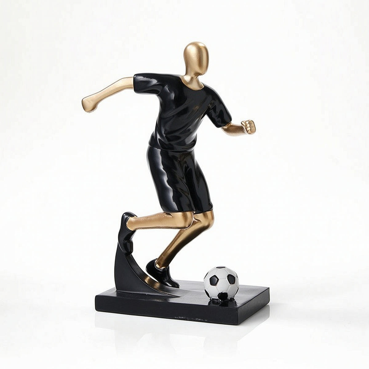 Soccer Player Figurine Sculpted Soccer Statue Sporty for Game Rooms