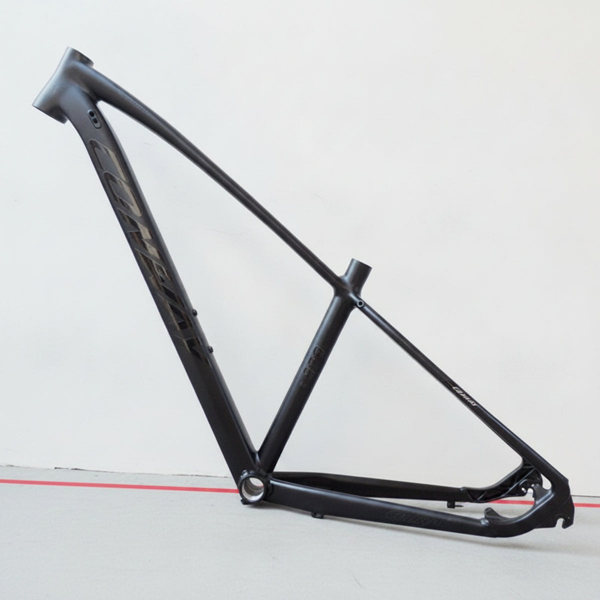 29-Inch Hardtail Mountain Bike Frame with Disc Brake Tapered Head Tube Mountain Bike Frame with Quick Release Aluminum Alloy Internal Cable Routing for Cyclists, Trail Riding, Commuting