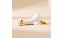 Cute Screen Perch Ornament Cartoon Duck Ornament Playful Mini Duck Figurine Compact for Drivers