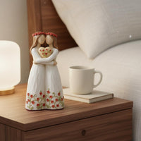 Sentimental Mother Daughter Figurine Delicate Painted Details Family Love Ornament Soft Colors Mother Child Figurine Handmade Look for Living Room, Bedroom, Entryway
