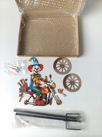 2D Metal Bicycle Clown Wind Spinner for Garden Decoration
