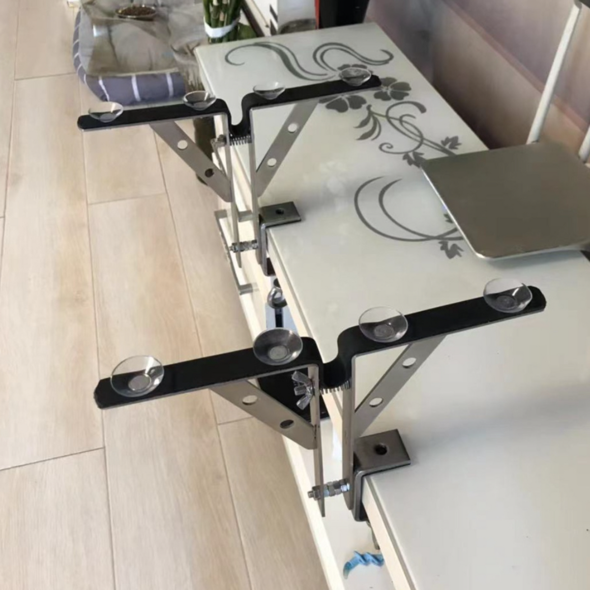 Ski Waxing Stand, Wall Mount, Non-Slip, for Garage